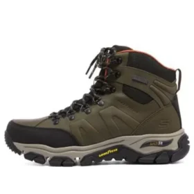 Arch Fit Dermitt “Olive Green Black”