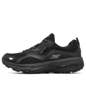 Go Run Trail Altitude Low-Top Black
