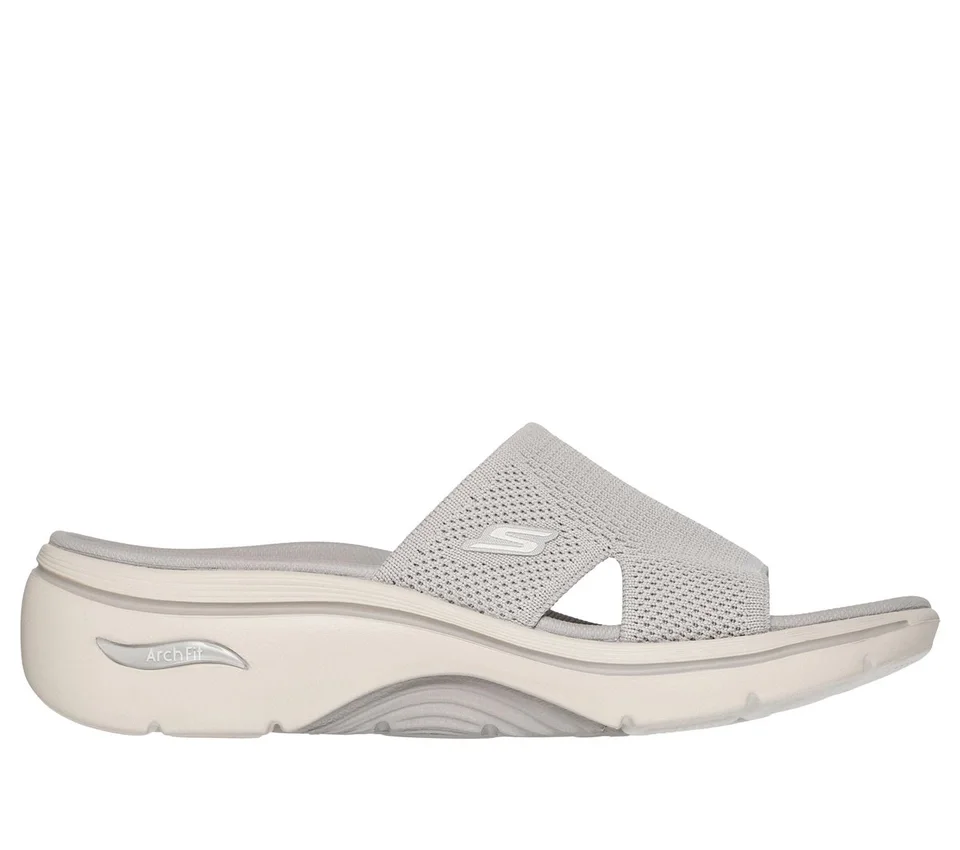 GO WALK Arch Fit 2.0 Sandal – Dakota GO WALK Arch Fit 2.0 Sandal – Dakota