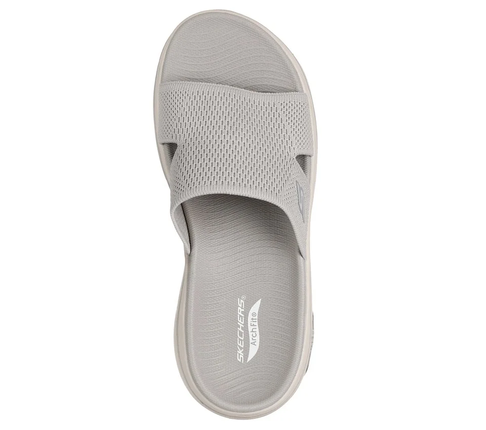 GO WALK Arch Fit 2.0 Sandal – Dakota GO WALK Arch Fit 2.0 Sandal – Dakota