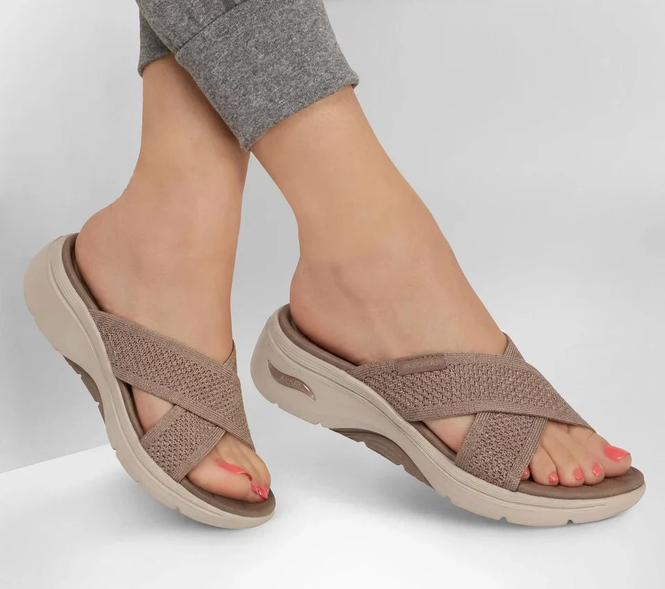 GO WALK Arch Fit 2.0 Sandal – Grace GO WALK Arch Fit 2.0 Sandal – Grace