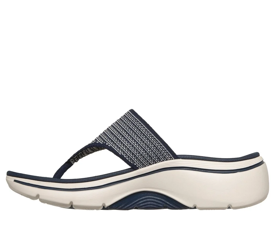 GO WALK Arch Fit 2.0 Sandal – Resort Day GO WALK Arch Fit 2.0 Sandal – Resort Day