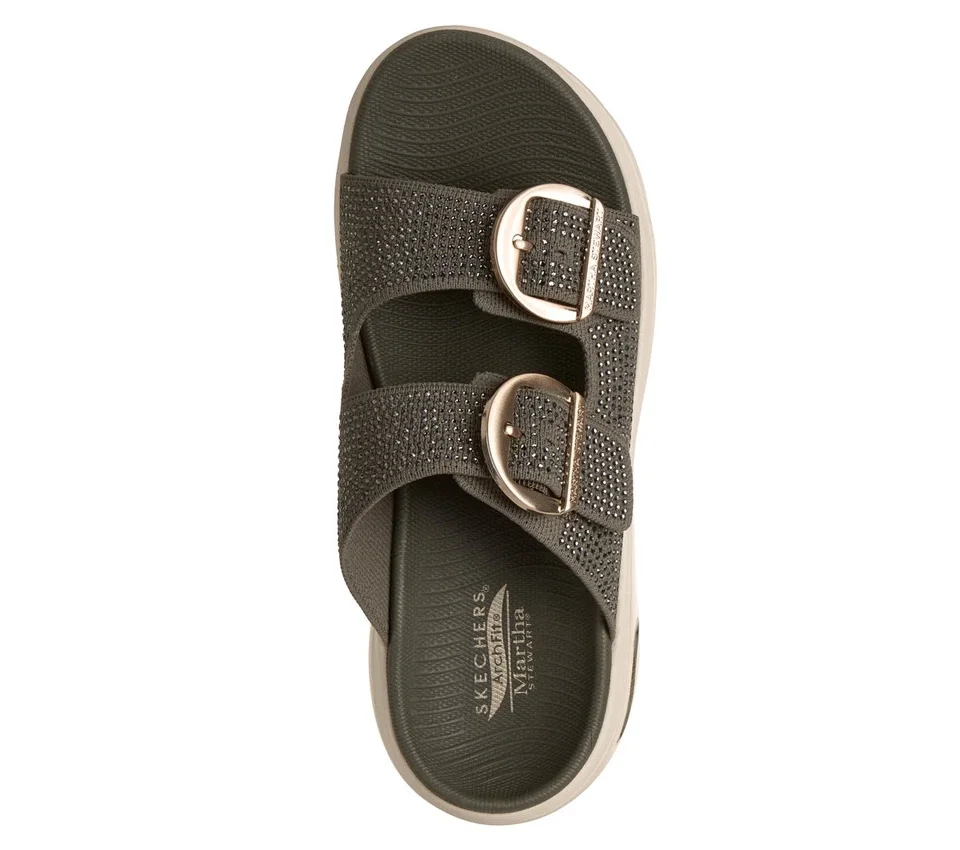 Martha Stewart: GO WALK Arch Fit 2.0 Sandal – Showstopper Martha Stewart: GO WALK Arch Fit 2.0 Sandal – Showstopper