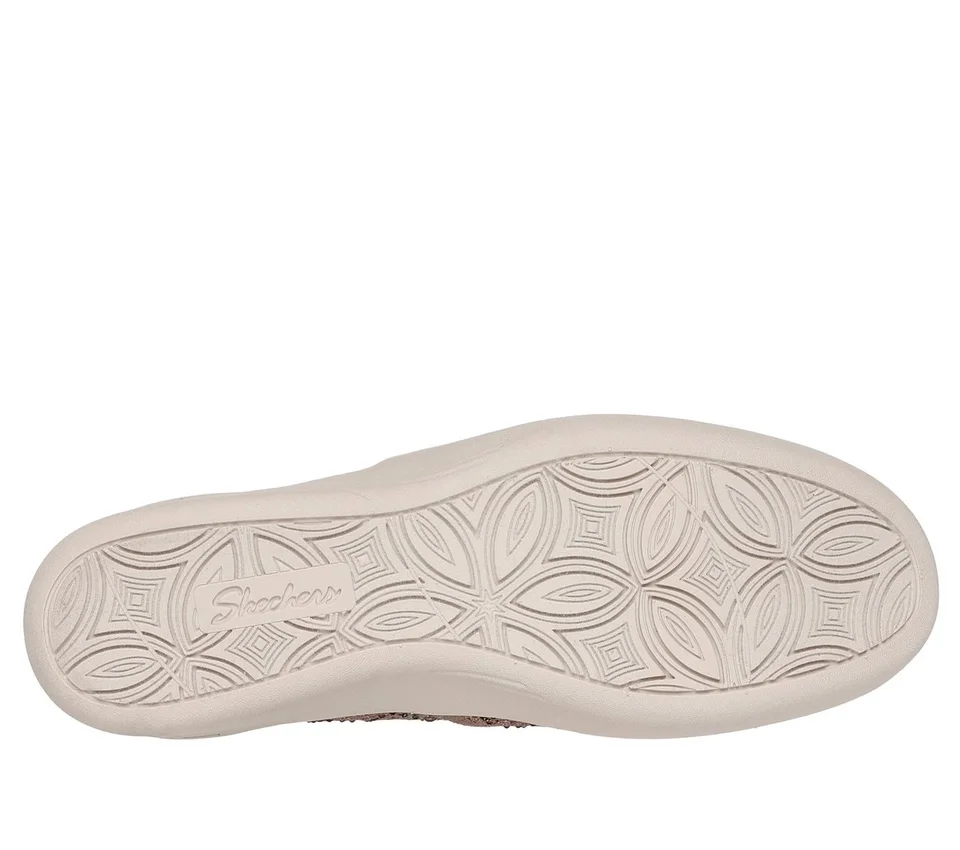 Martha Stewart: Pier-Lite – My Reflection Martha Stewart: Pier-Lite – My Reflection