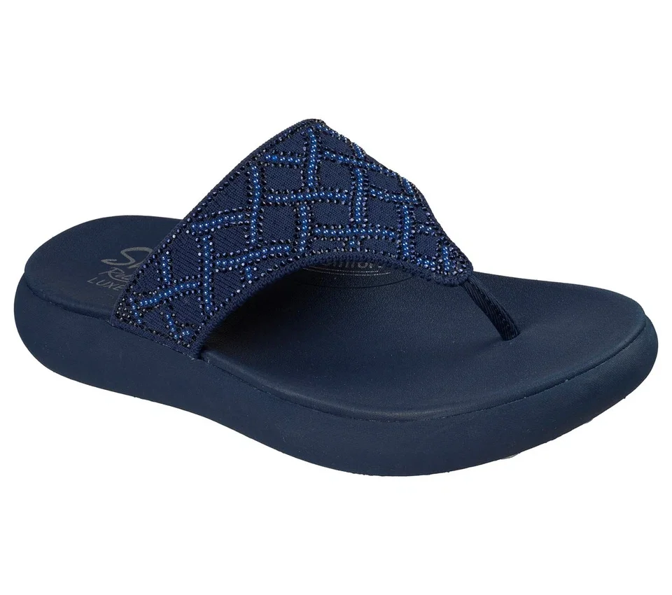 Relaxed Fit: Asana Luxe – Keep Dazzling Relaxed Fit: Asana Luxe – Keep Dazzling