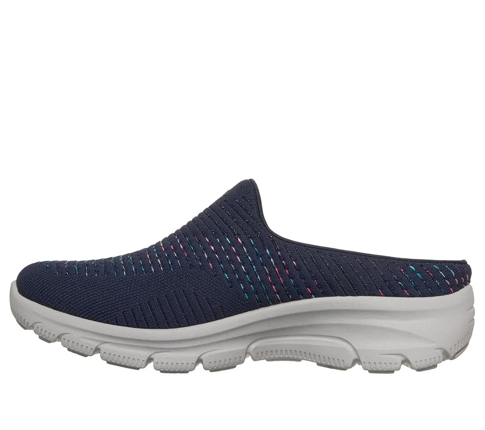 Relaxed Fit: Easy Going – Clear Days Relaxed Fit: Easy Going – Clear Days