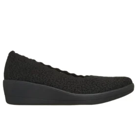 Relaxed Fit: Newport Wedge – Softly Stitched