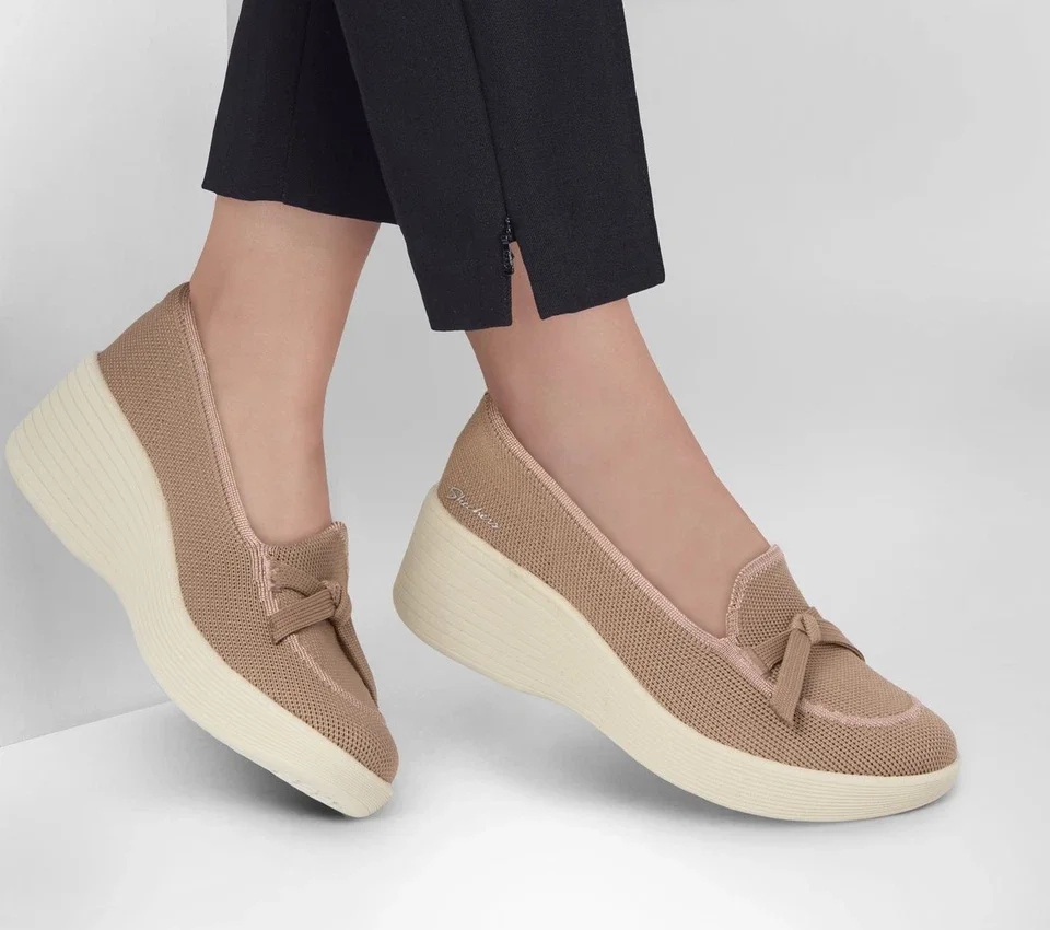 Relaxed Fit: Parallel Lite – Soaring Softly Relaxed Fit: Parallel Lite – Soaring Softly