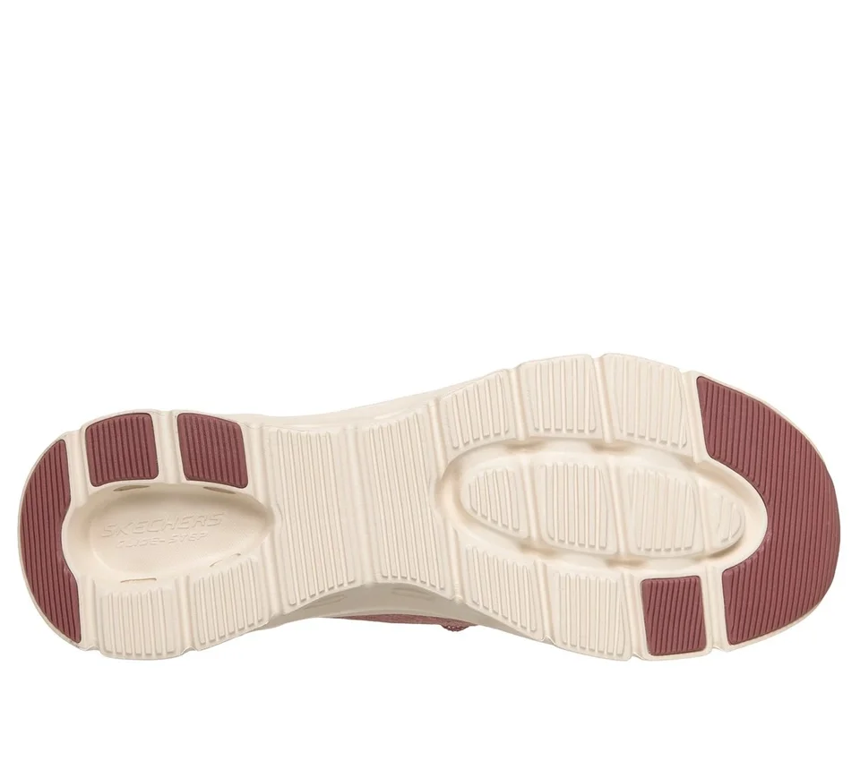 Skechers Slip-ins Martha Stewart: Arch Fit Glide-Step Pro – Trendsetter Skechers Slip-ins Martha Stewart: Arch Fit Glide-Step Pro – Trendsetter