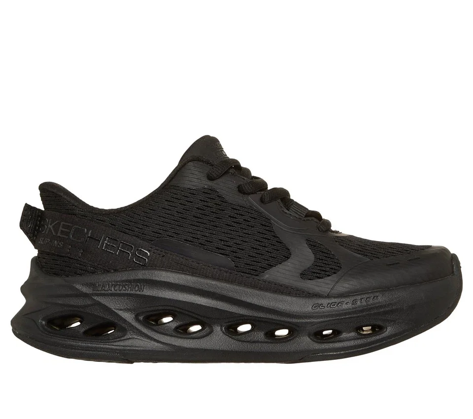 Skechers Slip-ins: Max Cushioning Glide-Step – Advert Skechers Slip-ins: Max Cushioning Glide-Step – Advert