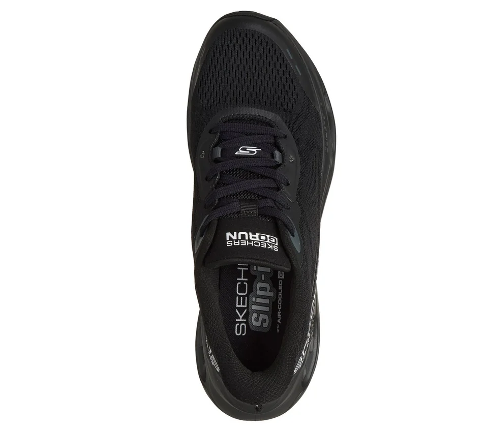 Skechers Slip-ins: Max Cushioning Glide-Step – Advert Skechers Slip-ins: Max Cushioning Glide-Step – Advert