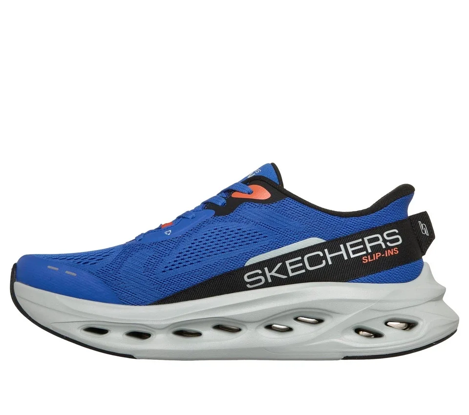 Skechers Slip-ins: Max Cushioning Glide-Step – Advert Skechers Slip-ins: Max Cushioning Glide-Step – Advert