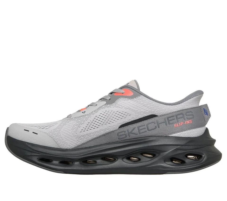 Skechers Slip-ins: Max Cushioning Glide-Step – Advert Skechers Slip-ins: Max Cushioning Glide-Step – Advert