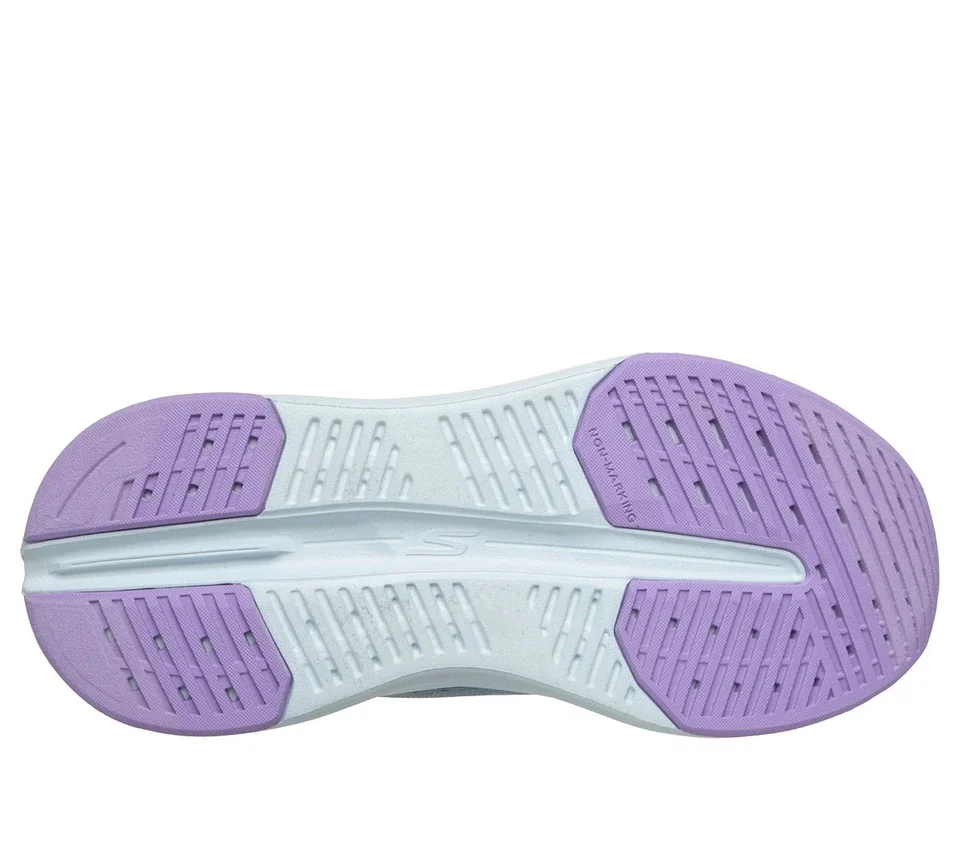 Skechers Slip-ins: Max Cushioning Glide-Step – Smooth Soles Skechers Slip-ins: Max Cushioning Glide-Step – Smooth Soles