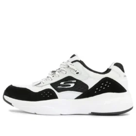 Sport Low Tops Sports Shoe Black White