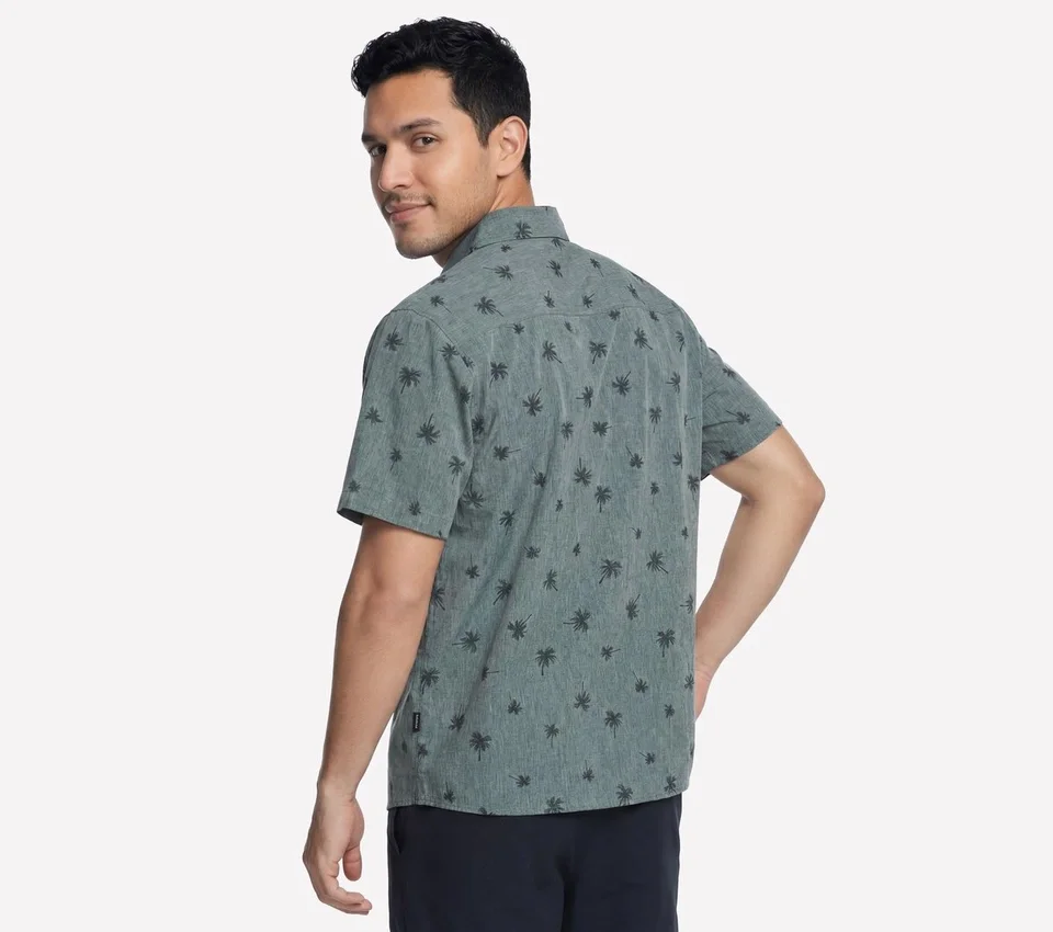 The GO WALK Air Printed Short Sleeve Shirt The GO WALK Air Printed Short Sleeve Shirt