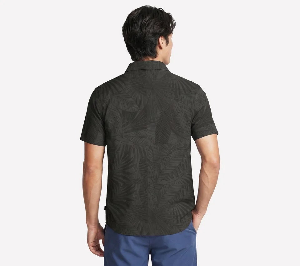 The GO WALK Air Printed Short Sleeve Shirt The GO WALK Air Printed Short Sleeve Shirt