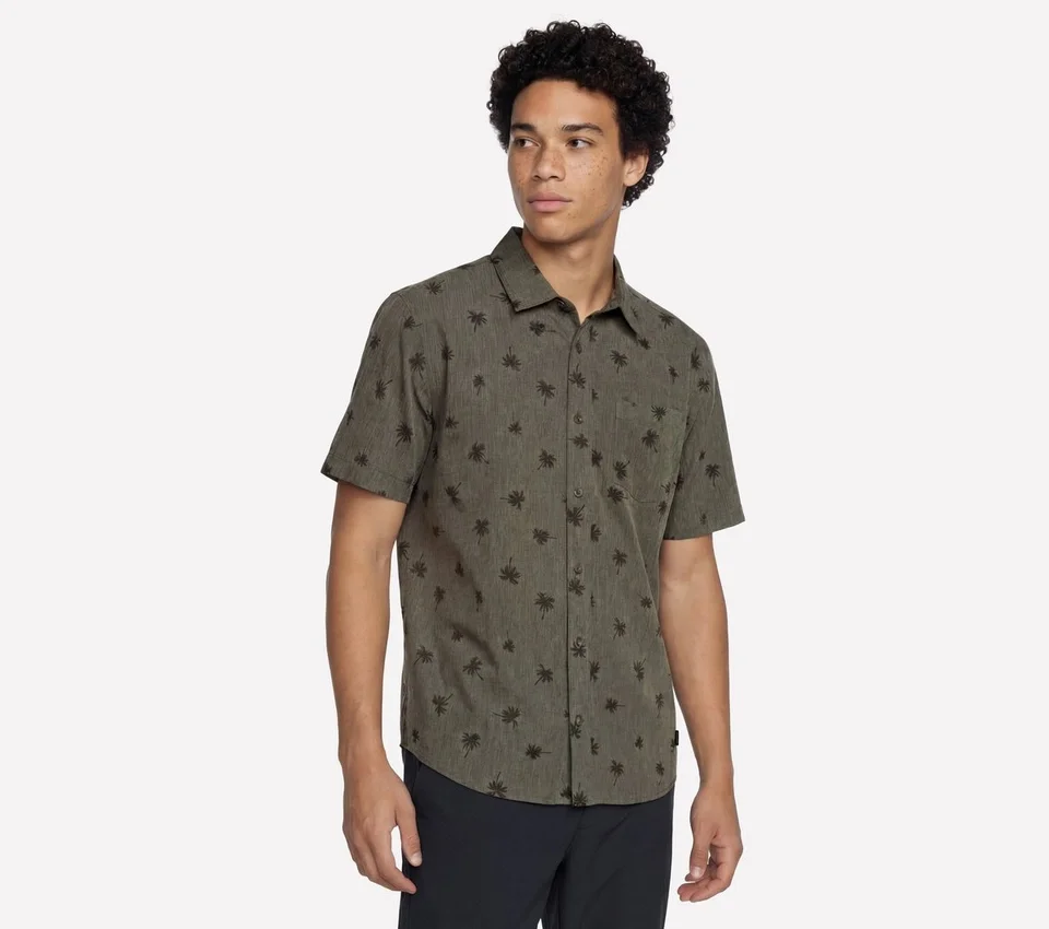 The GO WALK Air Printed Short Sleeve Shirt The GO WALK Air Printed Short Sleeve Shirt